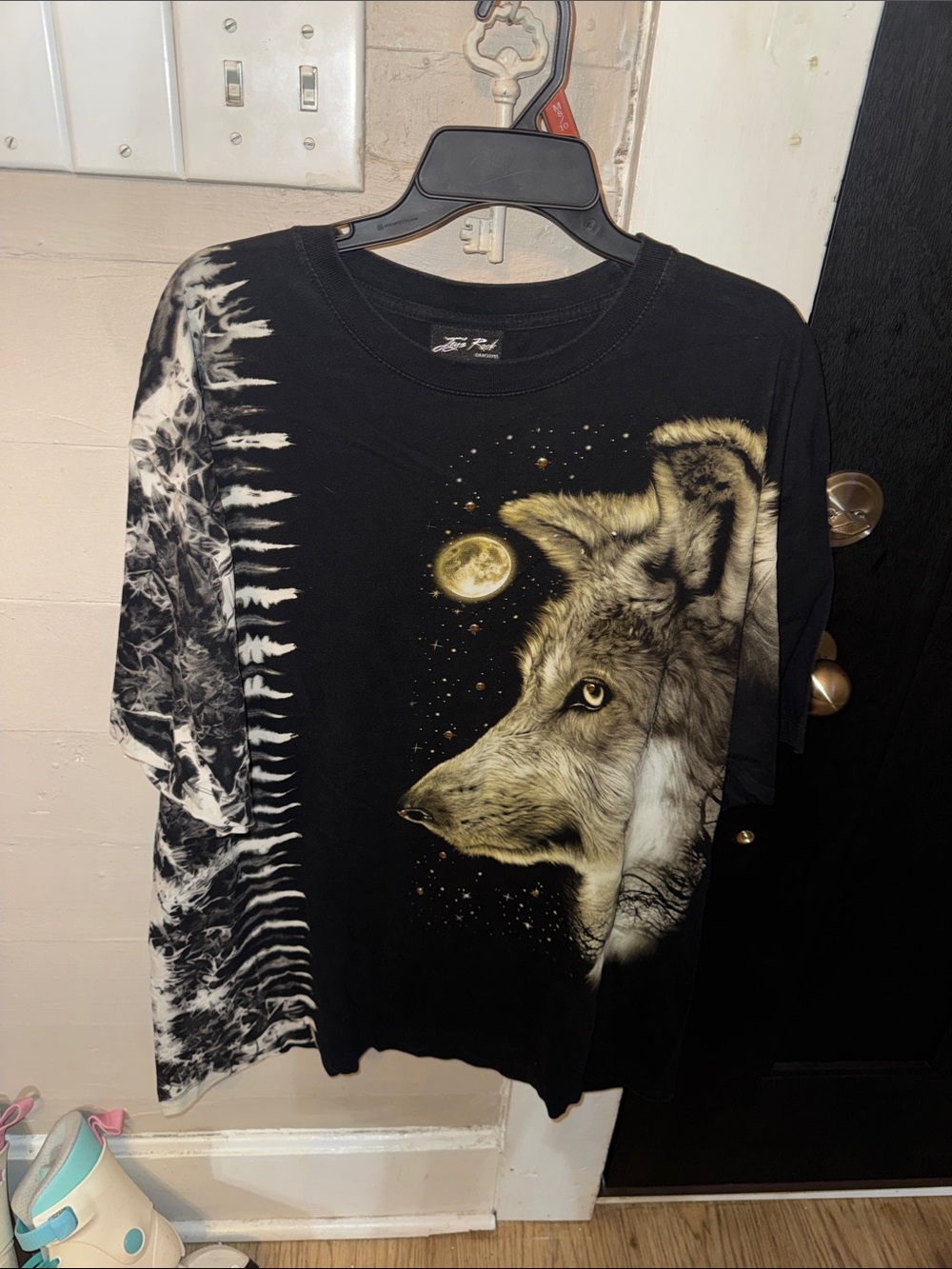 Jays Rock Wolf Moon Graphic Tee - Black with White Tie-Dye Accent XXL